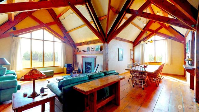 135 Lady Bug Road, Oroville, WA 98844