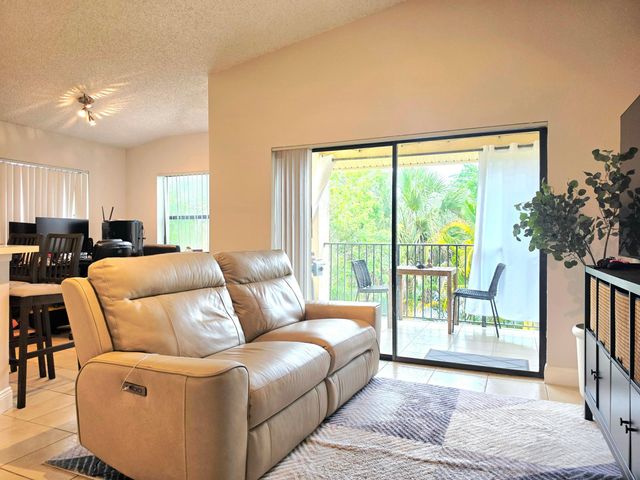 9999 Summerbreeze Drive 512, Sunrise, FL 33322