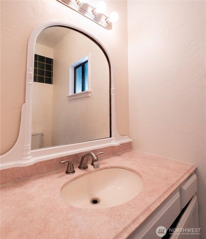 500 SE Mill Creek Road, Shelton, WA 98584