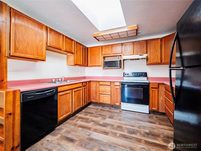 500 SE Mill Creek Road, Shelton, WA 98584