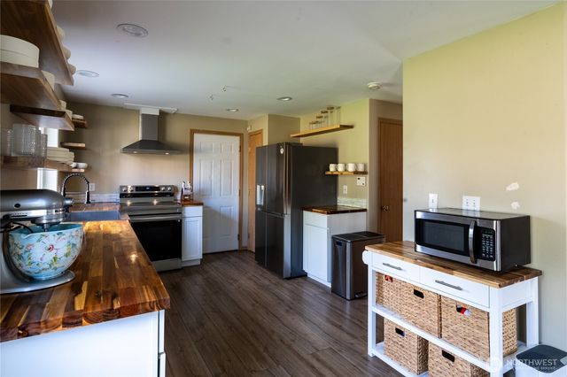 614 Eagle View Drive, Granite Falls, WA 98252
