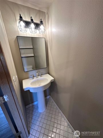 614 Eagle View Drive, Granite Falls, WA 98252