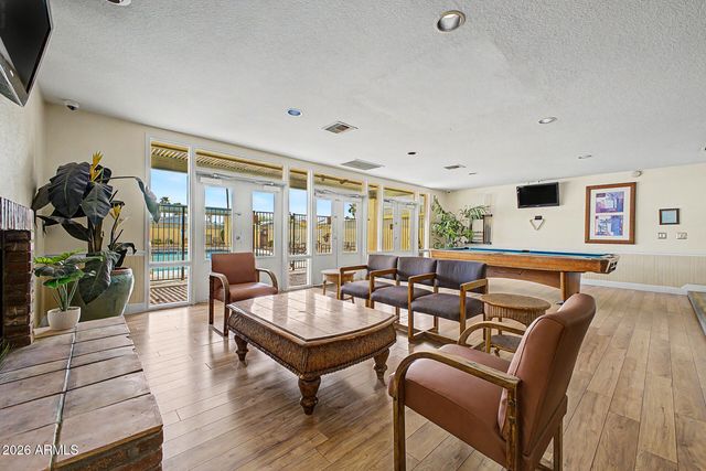 625 W MCKELLIPS Road 55, Mesa, AZ 85201