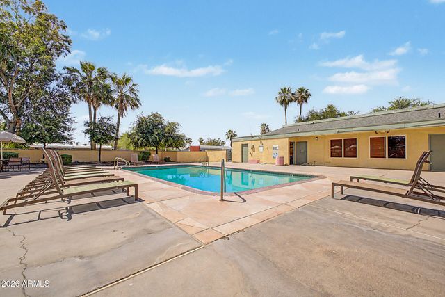 625 W MCKELLIPS Road 55, Mesa, AZ 85201