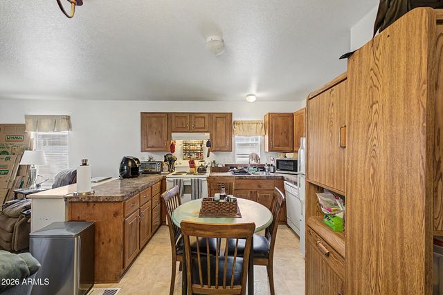 625 W MCKELLIPS Road 55, Mesa, AZ 85201