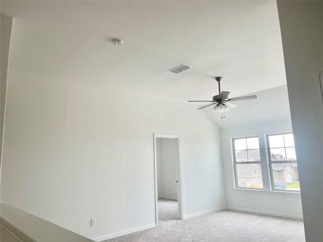 25620 Wheat Seed LN, Elgin, TX 78621