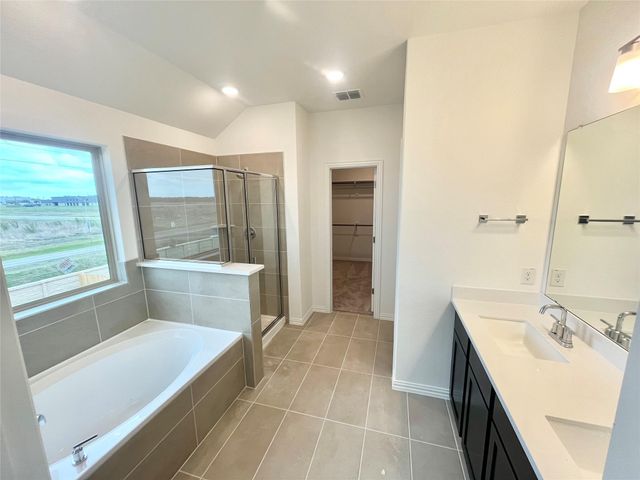 25620 Wheat Seed LN, Elgin, TX 78621