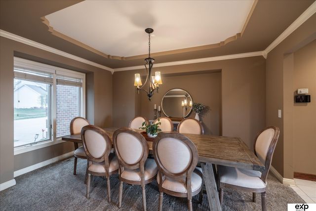 17606 Prestwick Avenue, Omaha, NE 68136