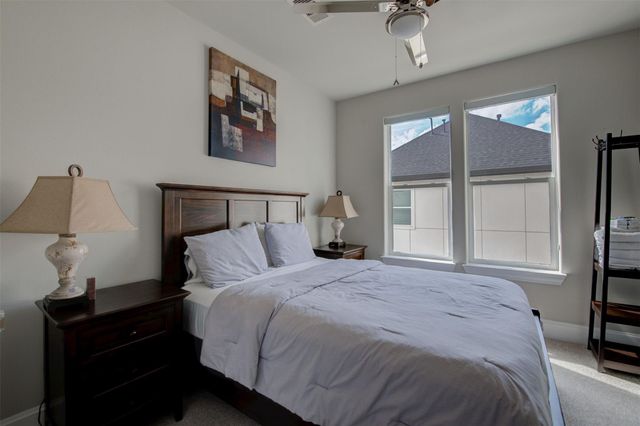 9664 Knight Road, Houston, TX 77045