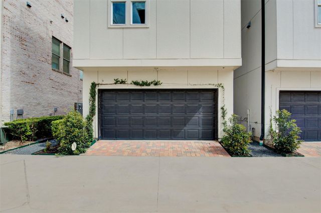 9664 Knight Road, Houston, TX 77045
