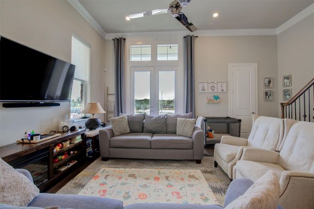 9664 Knight Road, Houston, TX 77045