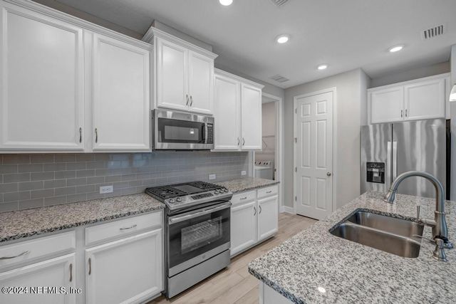 189 VISTA LAKE Circle, Ponte Vedra, FL 32081