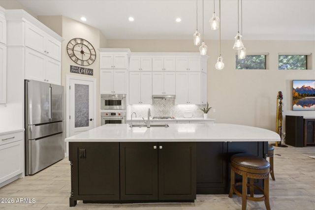 6004 E CAMPO BELLO Drive, Scottsdale, AZ 85254