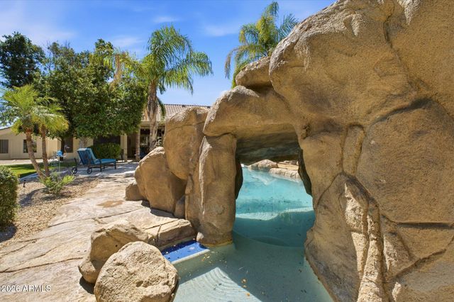 6004 E CAMPO BELLO Drive, Scottsdale, AZ 85254