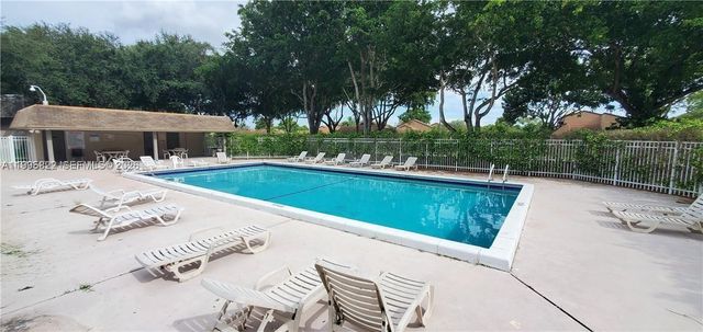 3655 NW 94th Avenue 8H, Sunrise, FL 33351