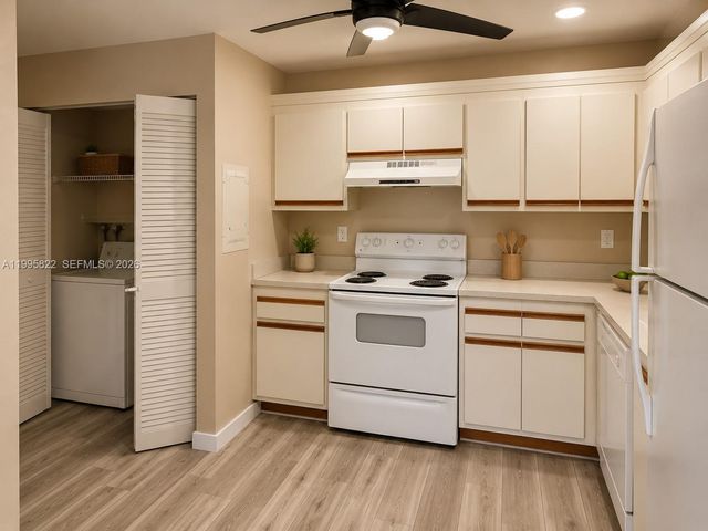 3655 NW 94th Avenue 8H, Sunrise, FL 33351