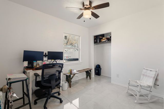 2111 Pennington Drive, Arlington, TX 76014