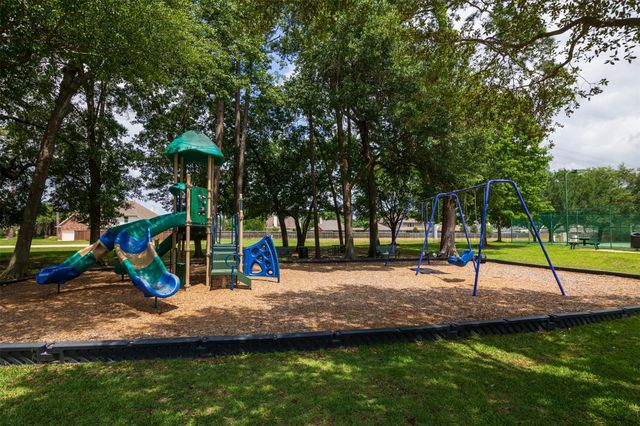 11506 Kingsbarn Court, Tomball, TX 77377