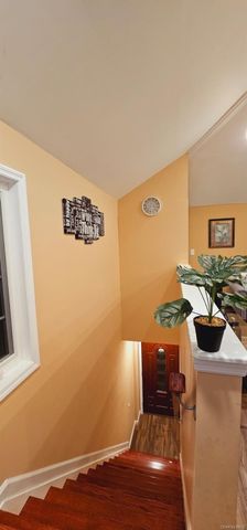 10014 199th Street, Hollis, NY 11423