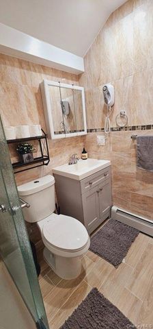 10014 199th Street, Hollis, NY 11423