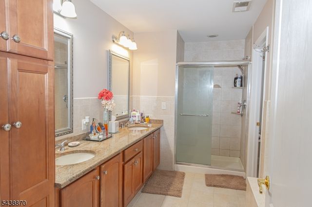 419 Putnam Rd, Union Twp., NJ 07083