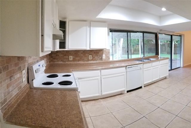 15803 Danford, Houston, TX 77053