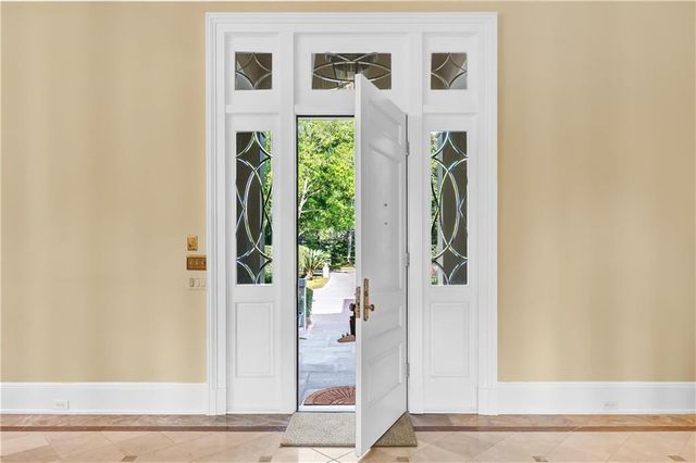 437 Village Drive, Daphne, AL 36526