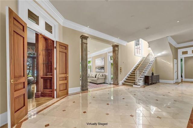 437 Village Drive, Daphne, AL 36526