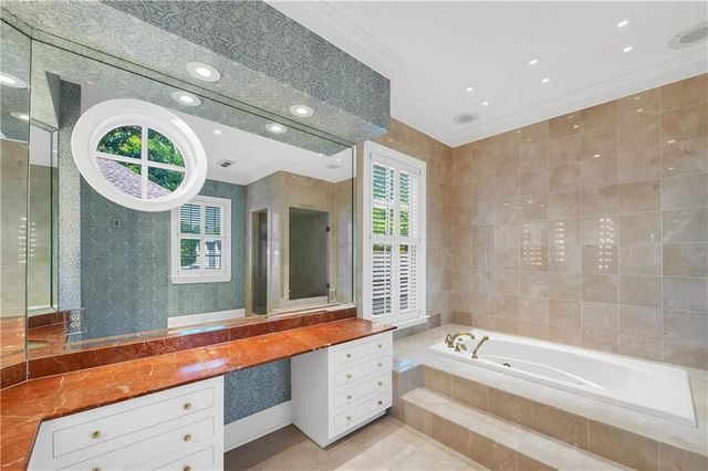 437 Village Drive, Daphne, AL 36526