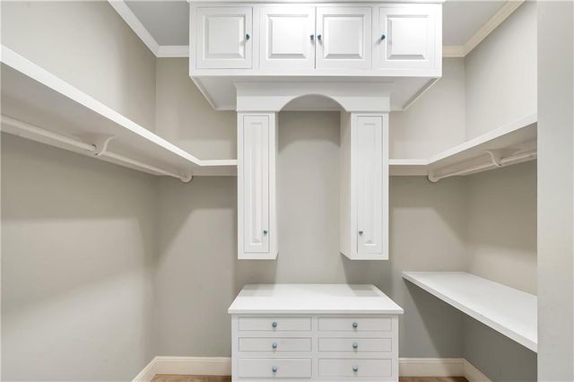 437 Village Drive, Daphne, AL 36526