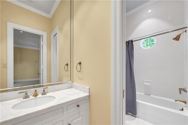 437 Village Drive, Daphne, AL 36526