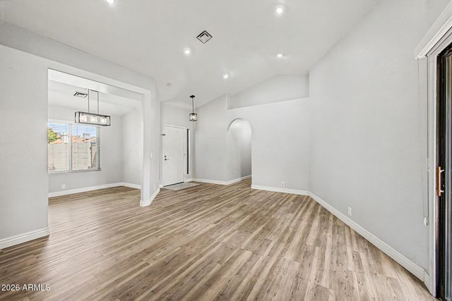 4407 E AMBERWOOD Drive, Phoenix, AZ 85048