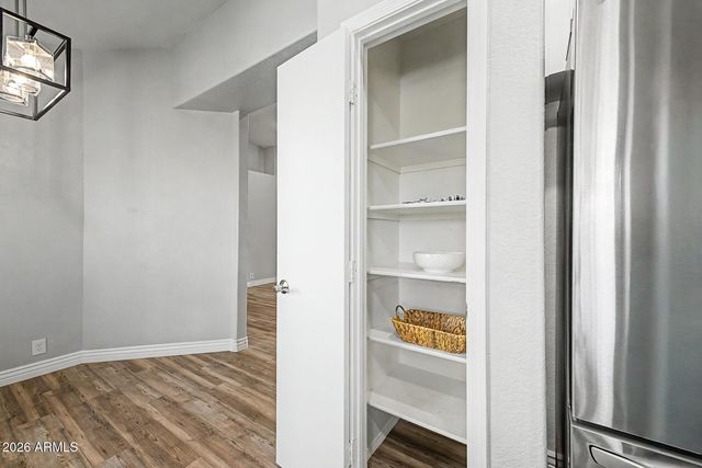 4407 E AMBERWOOD Drive, Phoenix, AZ 85048