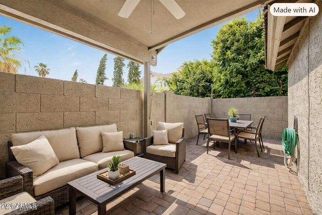 4407 E AMBERWOOD Drive, Phoenix, AZ 85048