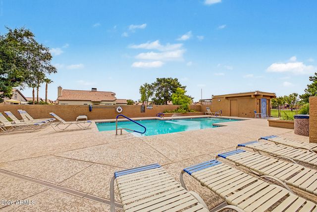 4407 E AMBERWOOD Drive, Phoenix, AZ 85048