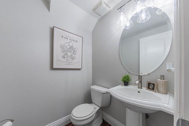 25215 Azalea Court, Salinas, CA 93908