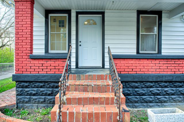 3226 W Jefferson St, Louisville, KY 40212