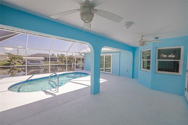 206 S WATERWAY DRIVE NW, Port Charlotte, FL 33952