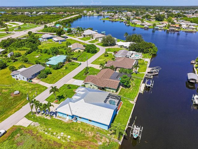 206 S WATERWAY DRIVE NW, Port Charlotte, FL 33952