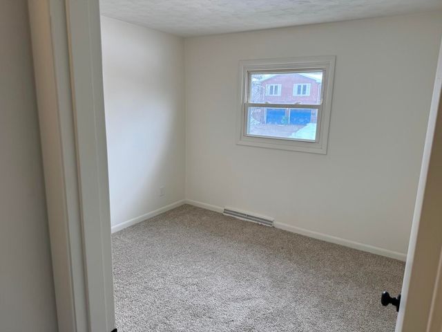 2452 W Florian Court, Decatur, IL 62526