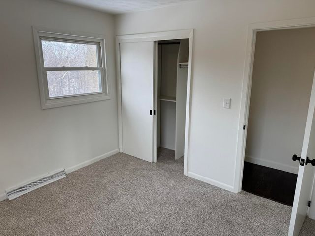 2452 W Florian Court, Decatur, IL 62526