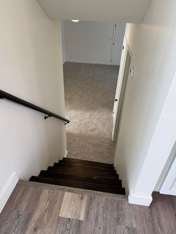 2452 W Florian Court, Decatur, IL 62526