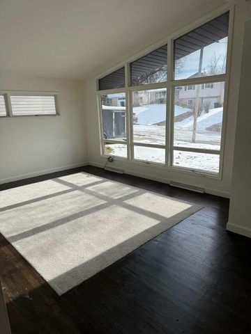 2452 W Florian Court, Decatur, IL 62526