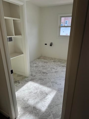 2452 W Florian Court, Decatur, IL 62526