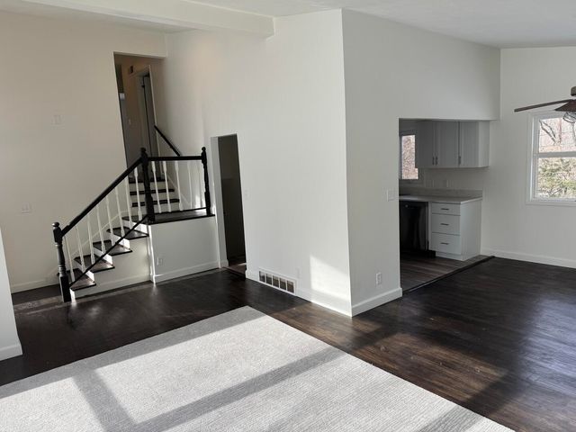 2452 W Florian Court, Decatur, IL 62526