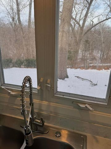 2452 W Florian Court, Decatur, IL 62526