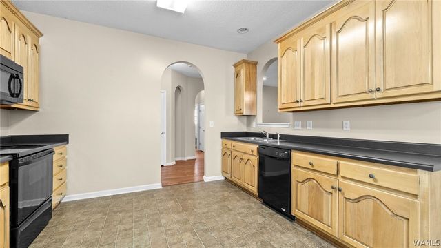 2121 43rd, Northport, AL 35476