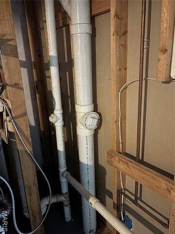 4205 Canal Drive, Hazelwood, MO 63034