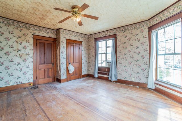 540 12th Street SE, Paris, TX 75460