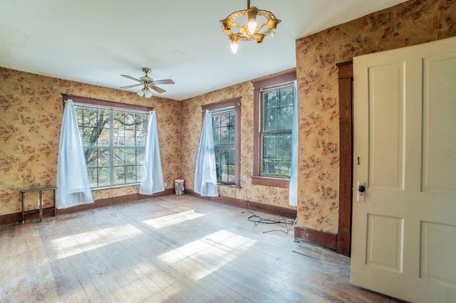 540 12th Street SE, Paris, TX 75460